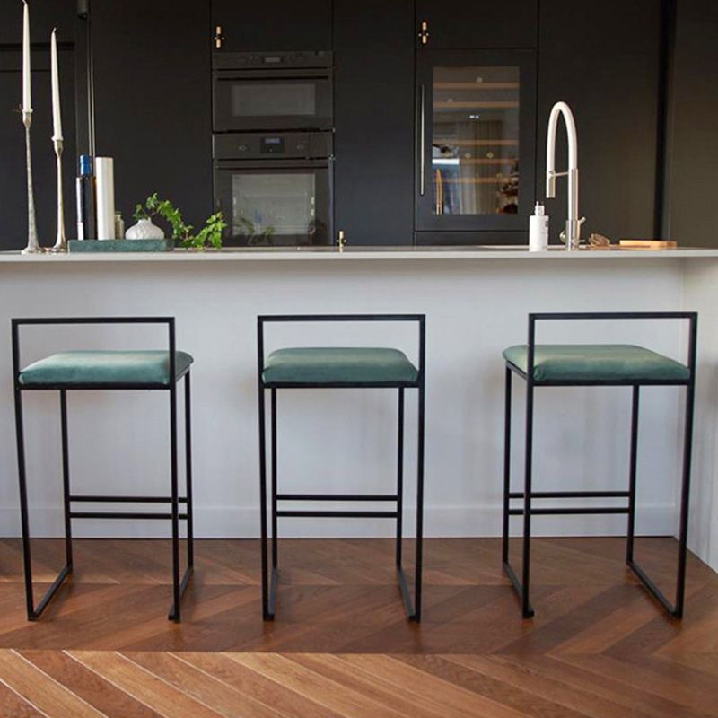 Contemporary Iron Counter Height Stools Low Back Bar Stool with Footrest