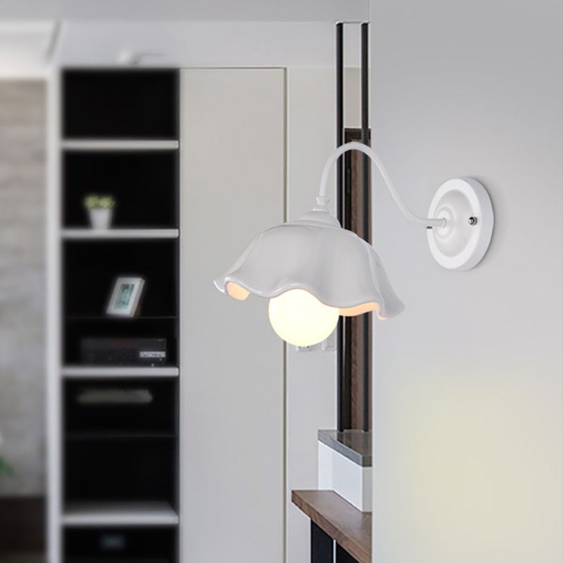 Postmodern Wall Light Fixture Simple Wall Light Sconce for Bedroom
