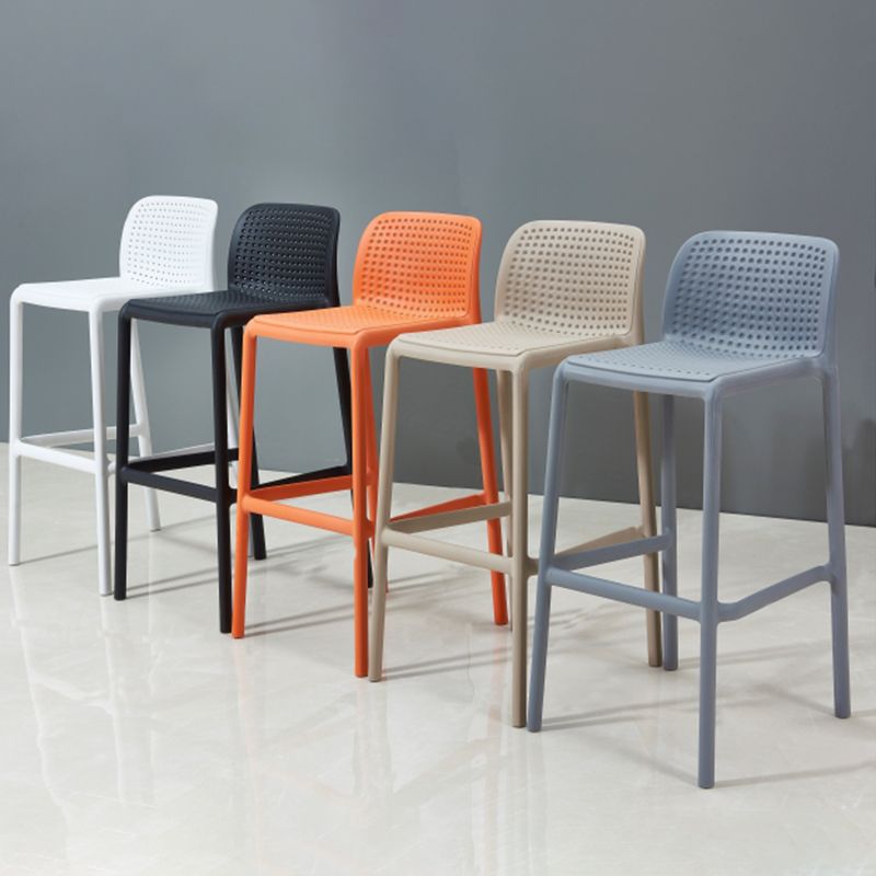 Taburete de bar de estilo escandinavo, patas de PP, asiento rectangular, taburete de bar con respaldo bajo para cocina