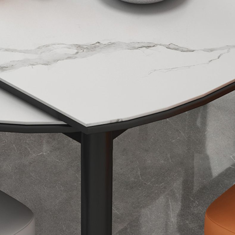 Modern Style Sintered Stone Dining Table Round Table with 4 Legs for Home Use