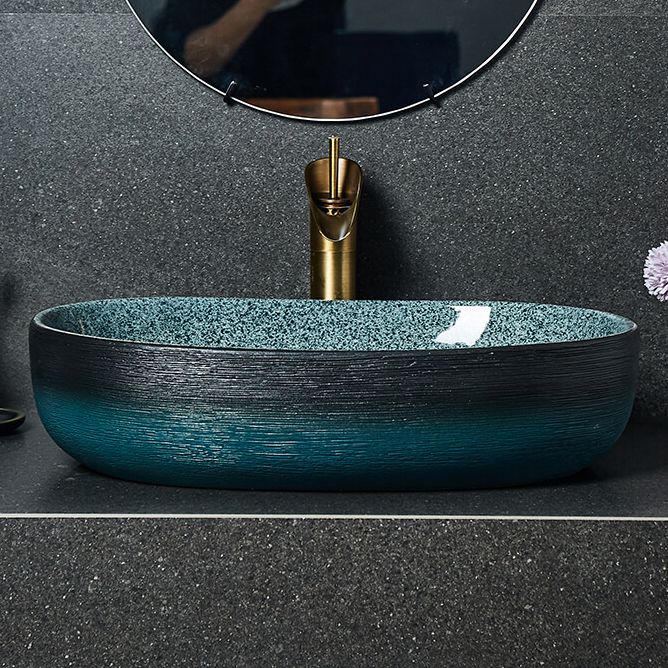 Traditional Vessel Sink Vitreous China Oval with Pop-Up Drain Bathroom Sink