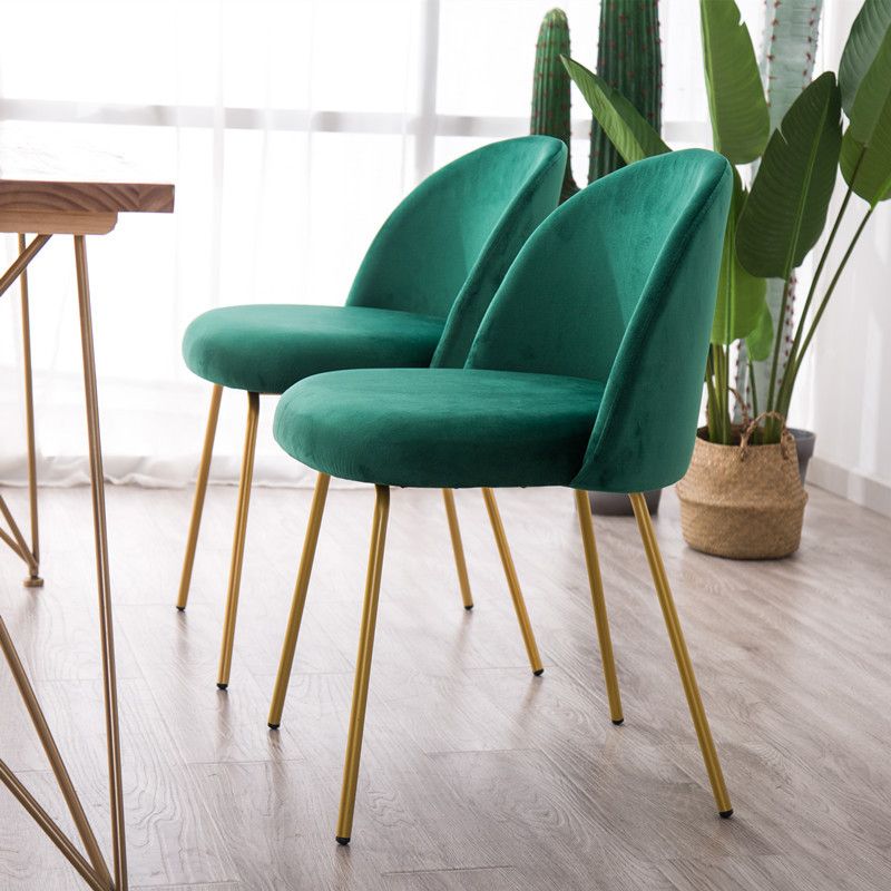 Chaise d'appoint de salle à manger rembourrée scandinave, finition mate, chaise de salle à manger Parsons