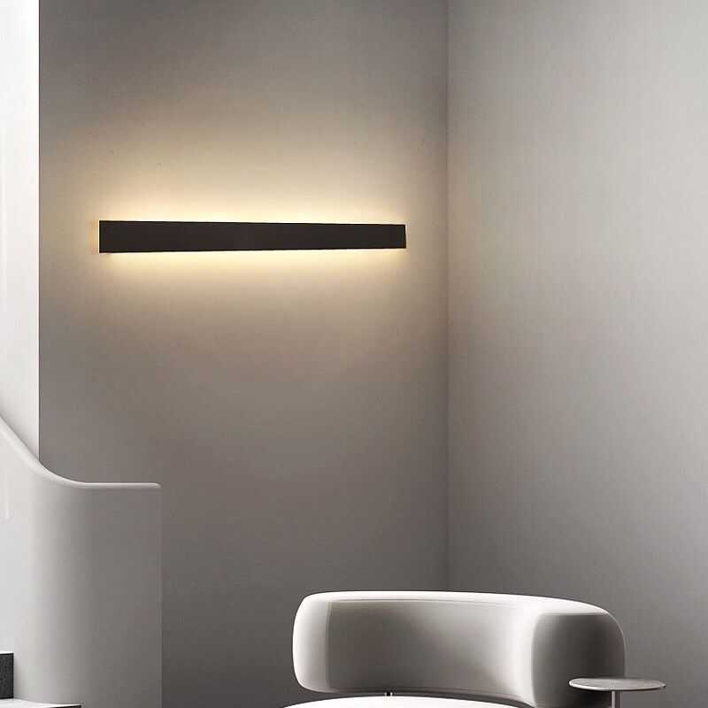 Éclair mural de nuance linéaire en métal style moderne à 1 lumière luminaire mural en noir en noir