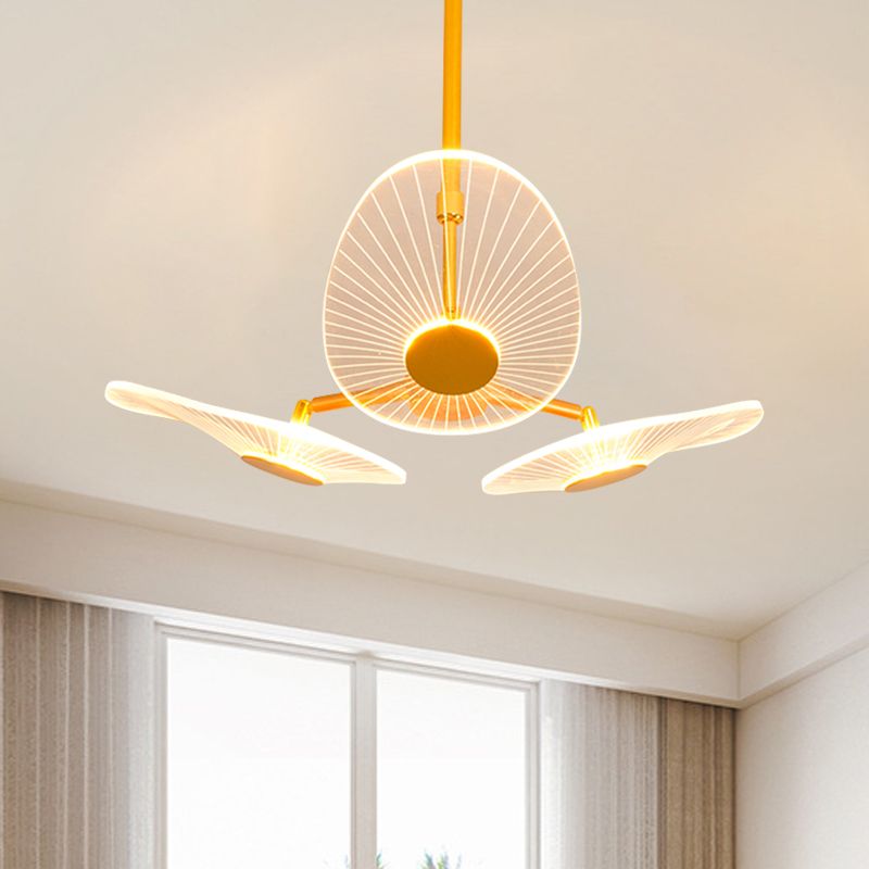 Ovales Kronleuchter leicht modernistische Acryl -LED -Goldhanglampen -Kit in warmem/weißem Licht für Schlafzimmer