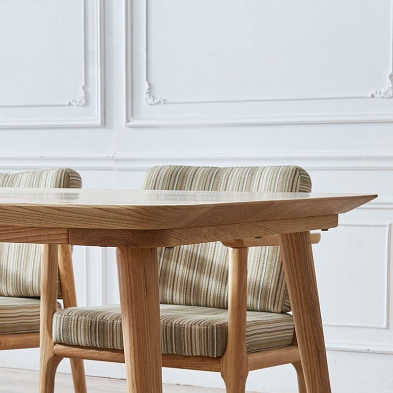 Ash houten rechthoekige tafel moderne eettafel met 4 poten voor restaurant, in de natuur