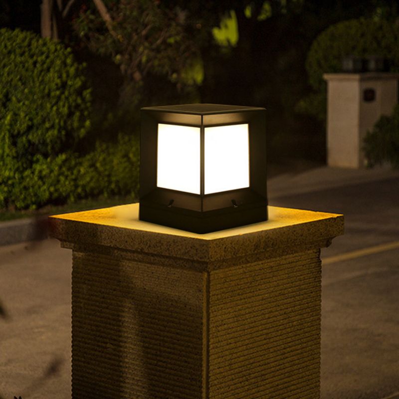 Nordic Style Aluminum Outdoor Light Rectangle Shape Solar Energy Pillar Lamp for Outdoor