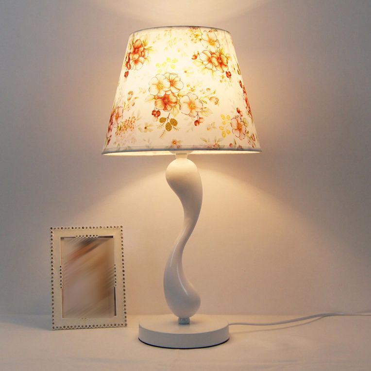 Cone Shape Bedroom Table Lamp Fabric Minimalist-Style Night Table Lamp
