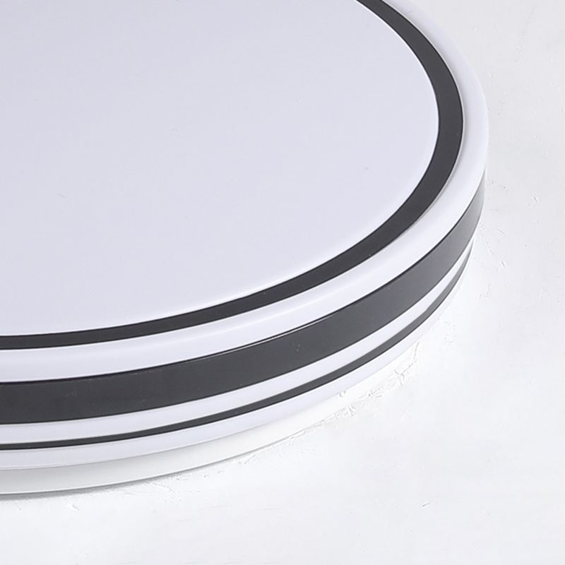 Geometrical 1-Light Flush Mount Ceiling Light Fixtures Metal Modern Style Flush Ceiling Lamp