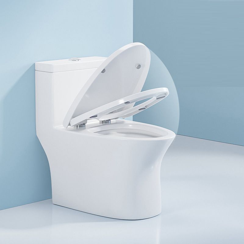 Traditional Floor Mounted Toilet All In One Porcelain Flush Toilet