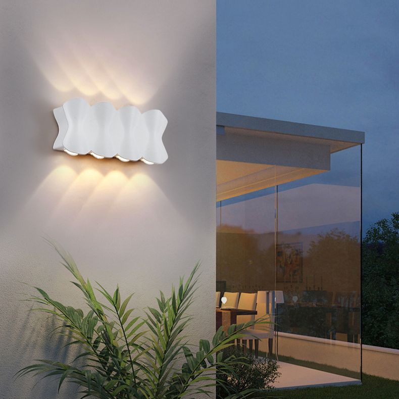 Moderno conciso conciso a muro a led da parete in alluminio geometrico impermeabile a parete.