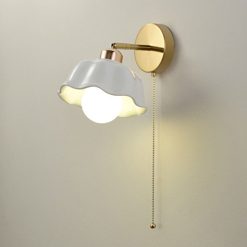 Nordic Style Iron Wall Light Dome Shape Adjustable Wall Lamp for Bedroom