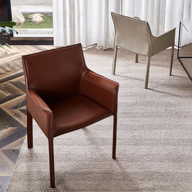 Silla moderna de metal de cuero para interiores y exteriores, sillón con respaldo sólido para comedor