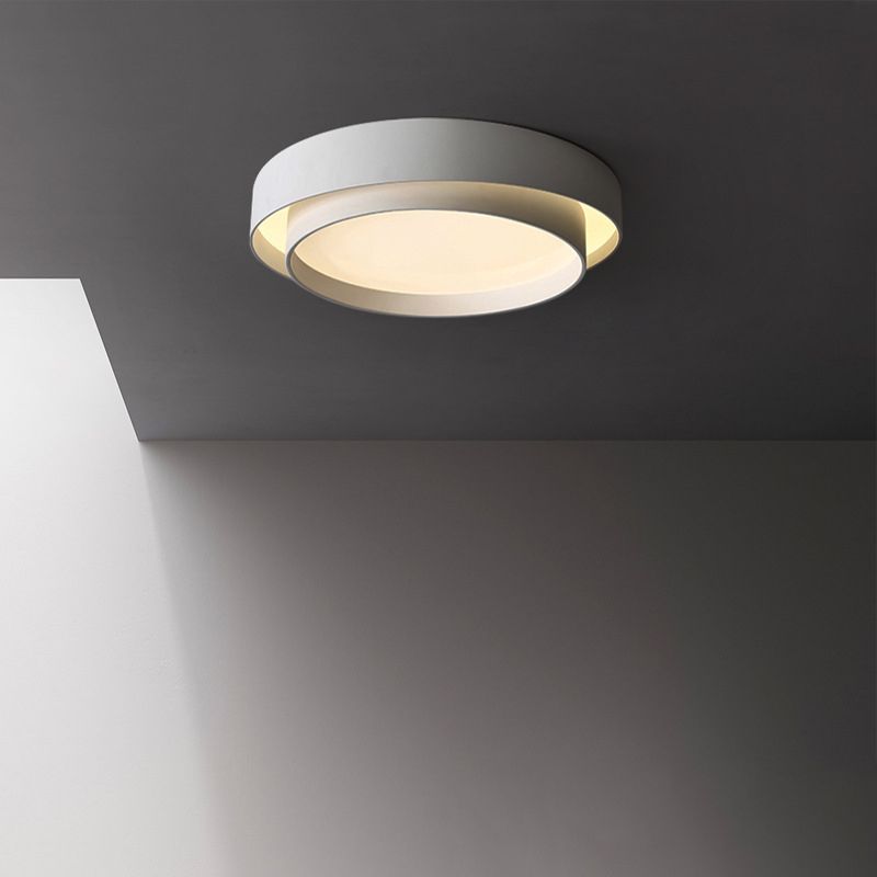 Acrylic Circular LED Ceiling Light in Modern Concise Style Wrought Iron Flush Mount for Living Room