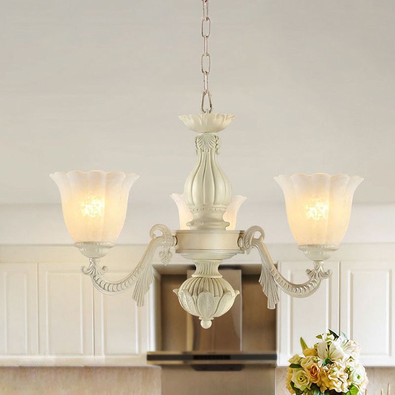 Lampadario a fiore in vetro di latte tradizionale tradizionale 3/5/8 teste sala da pranzo la luce a sospensione in beige