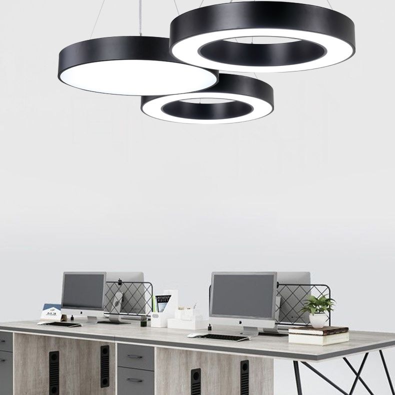 Lampada rotonda Black Lampada rotonda LED Minimalist LED Impiccamento per l'ufficio