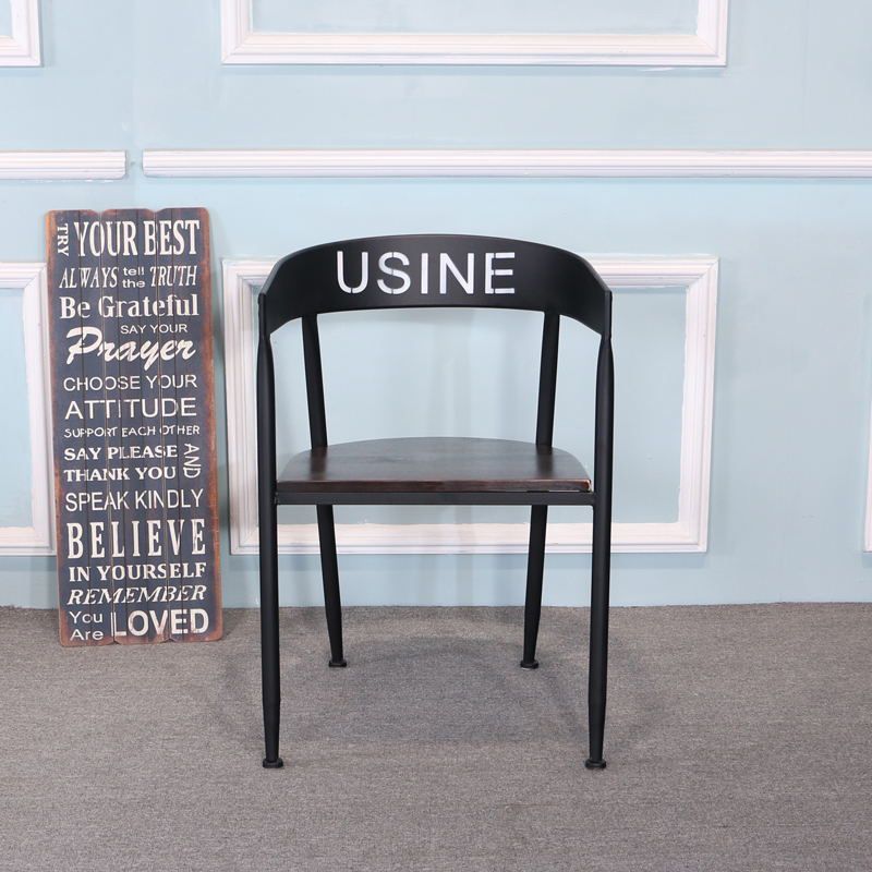 Chaise de salle à manger industrielle 21 '' Plaide latéral à dos ouvert de largeur avec des jambes en métal pour un usage domestique