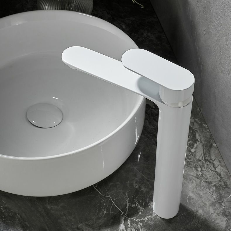 Bathroom Sink Faucet Lever Handle Brass Solid Color Washroom Faucet