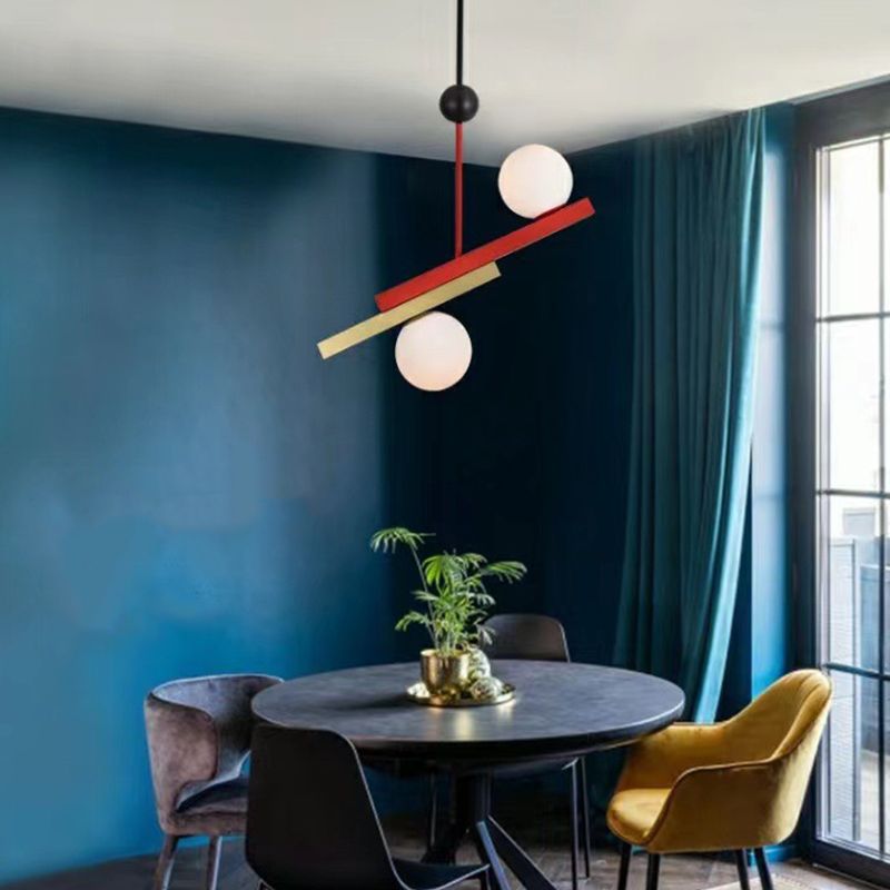 Pendentif en forme de globe coloré