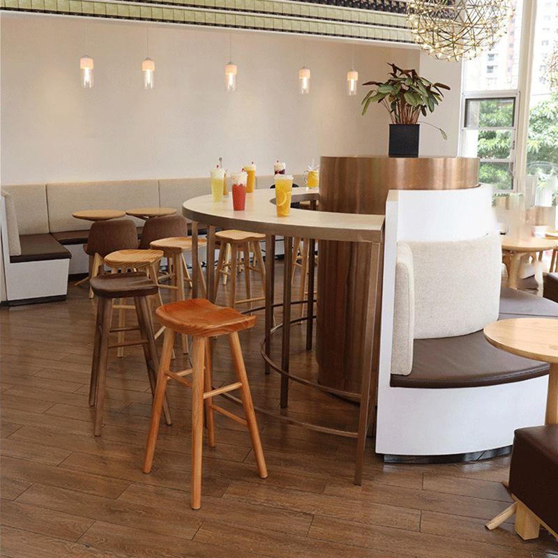 Modern Style Solid Wood Bar Stool with Footrest and Saddle Seat Indoor Bar Stool