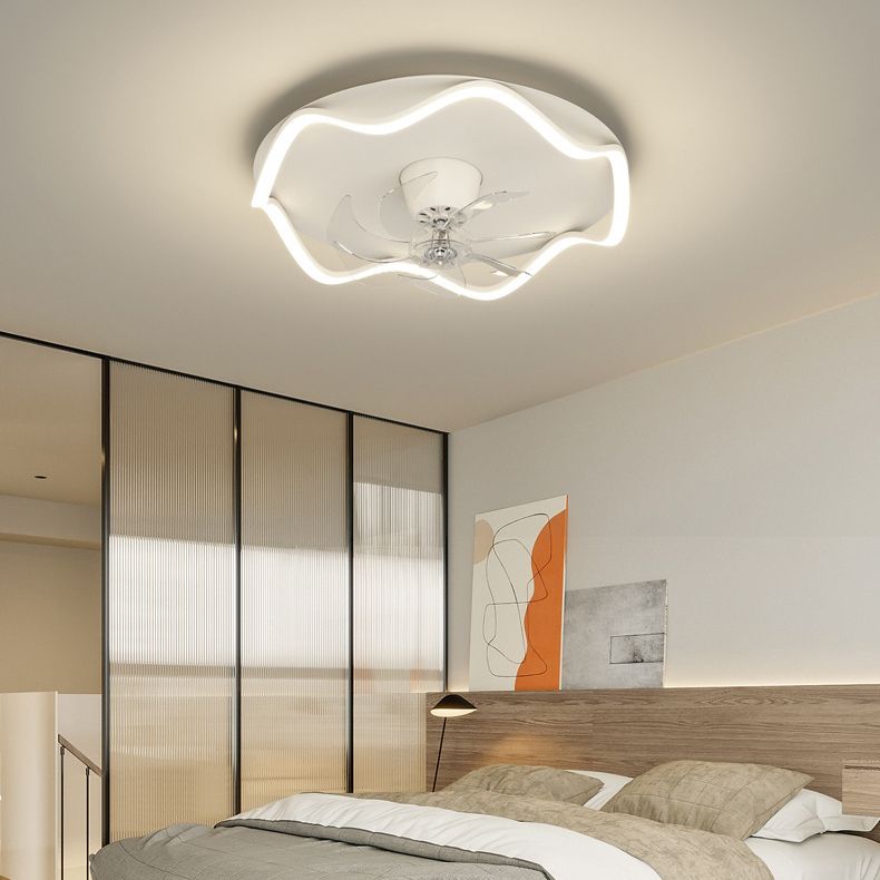 Modernism White Single Ceiling Fan Lamp LED Acrylic Ceiling Fan Light