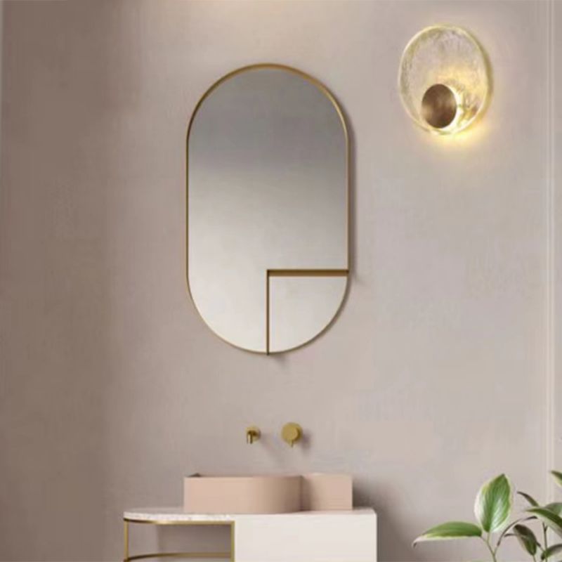 Modernism Single Golden Bathroom Vanity Light Shaded LED Bath Bar