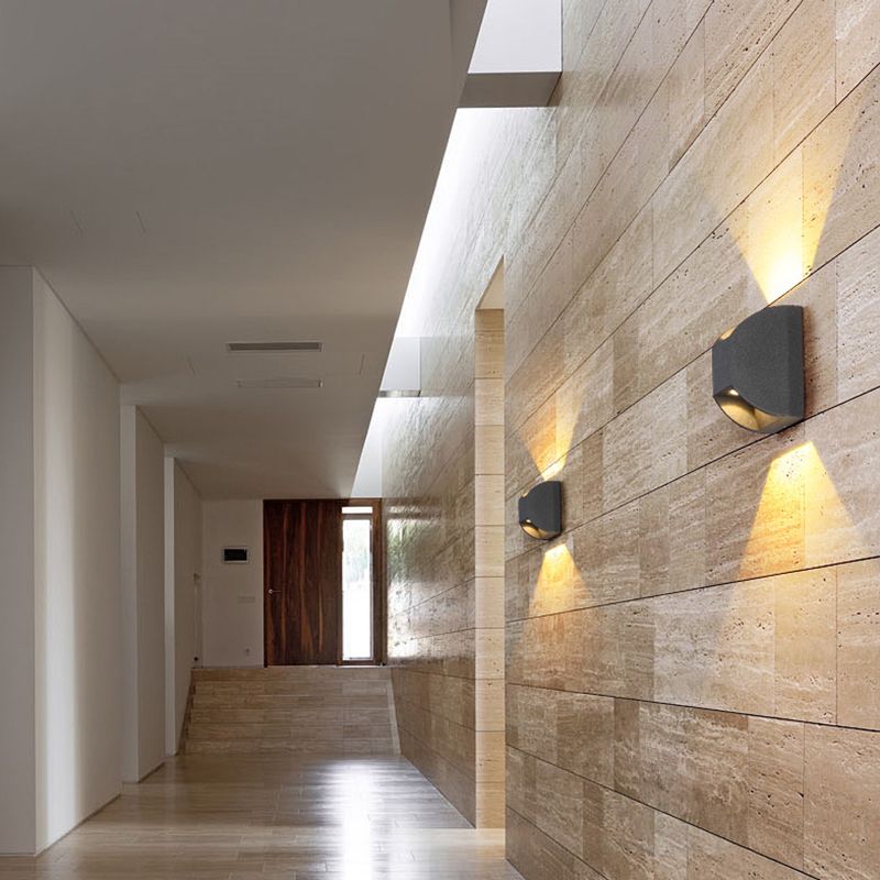 Polygon Shape Wall Light Modern Style Metal 2 Lights Sconce in Black