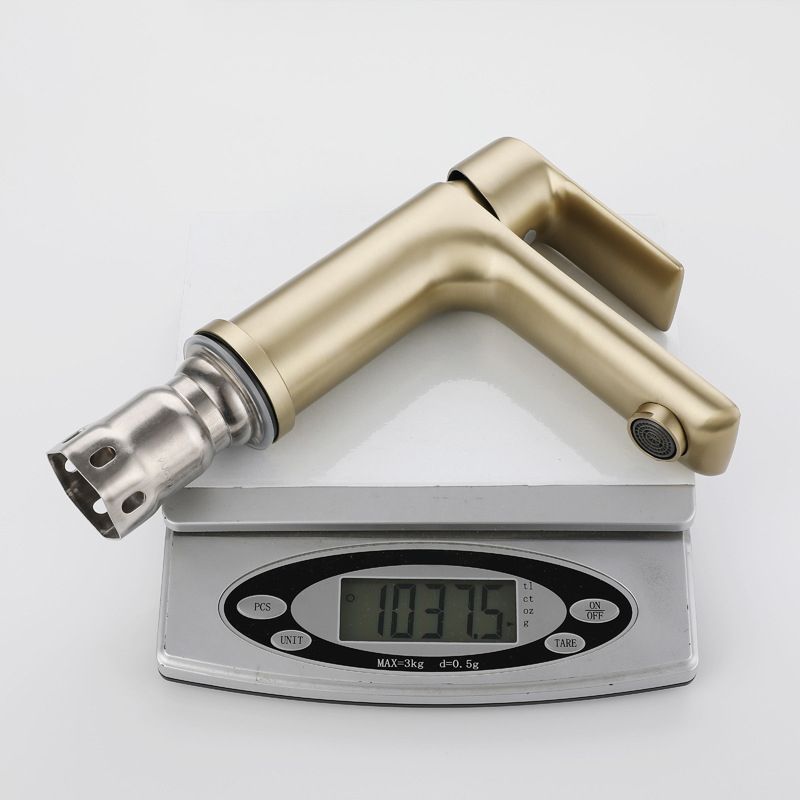 Modern Brass Basin Faucet Single Hole Bathroom Faucet Lever Handle Sink Faucet