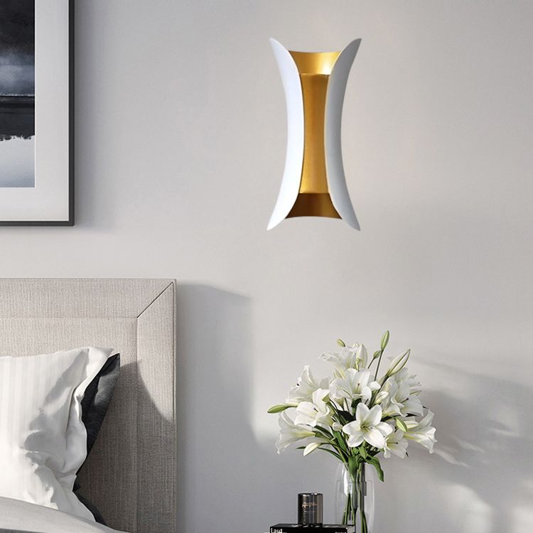 Moderner minimalistischer Stil nach oben und unten LED Wandleuchte Metal 2 Lichter Wandleuchten