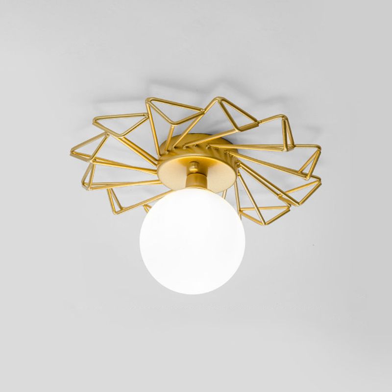 Modernism Single Black/Golden Flush Mount Lighting Metal Ceiling Light for Foyer