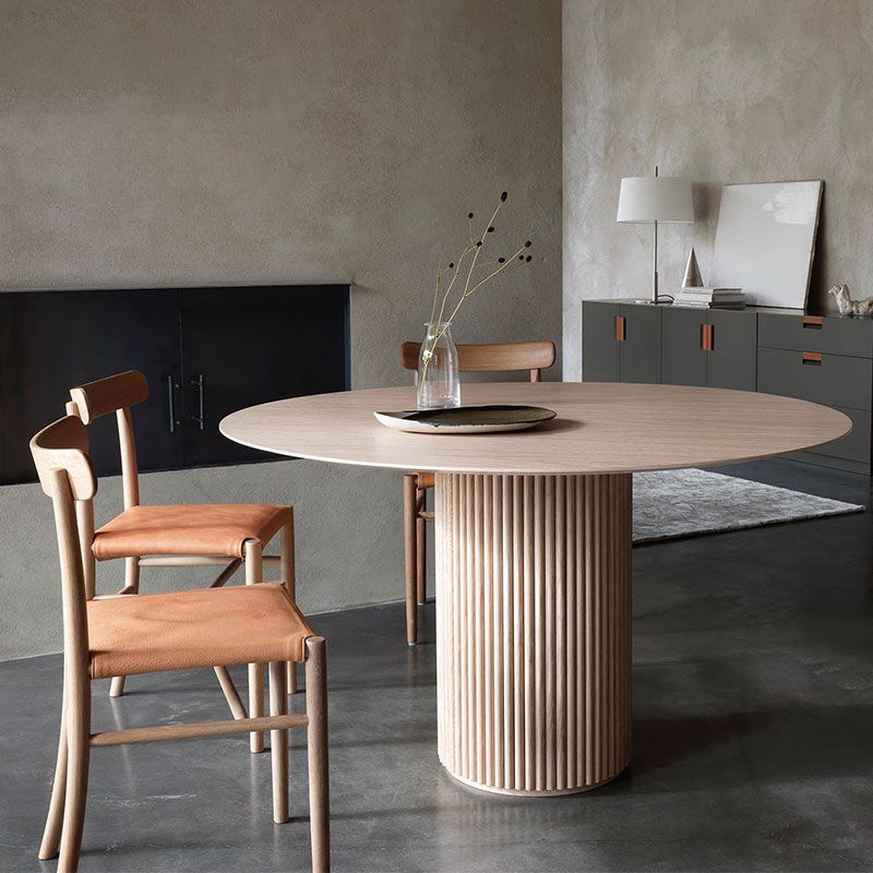 Mesa de comedor de madera sólida redonda colección de comedor estilo simplicidad con pedestal casual