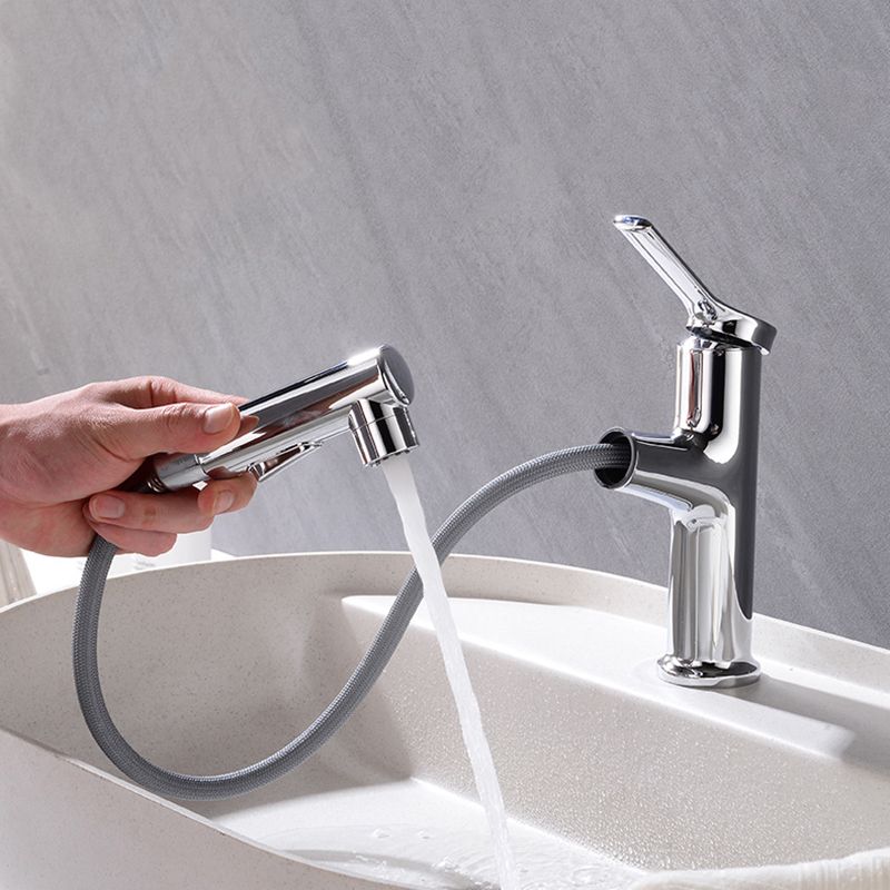 Circular Contemporary Bathroom Faucet Lever Handle Faucet with Single Hole