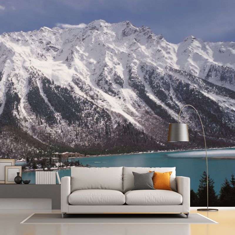Riverside Snowy Mountain Mural Wallpaper Modern Smooth Wall Covering in Grey and White