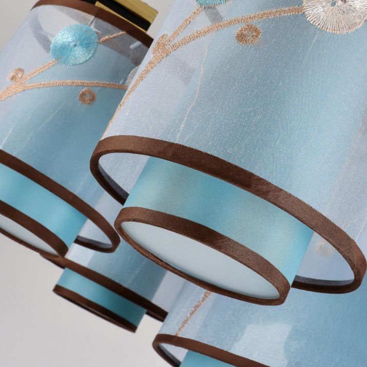 Tissu d'éclairage à semi-montage cylindrique vintage près du plafond de plafond en bleu ciel avec nœud à glace