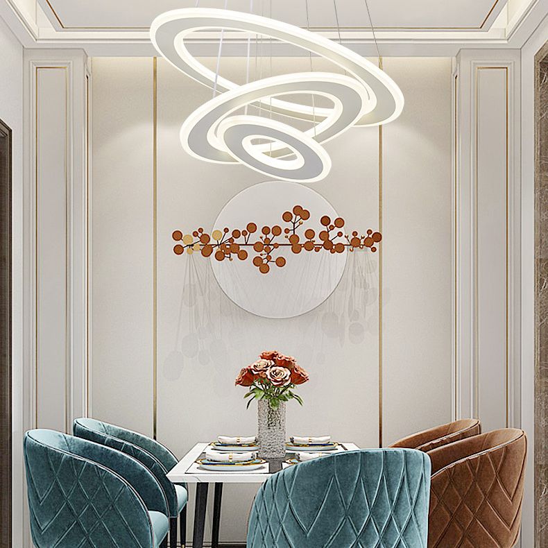 White O Chandelier Pendant Minimalist 3-Light Acrylic LED Ceiling Light for Dinner