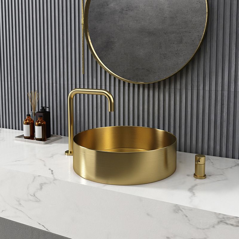 Modern Vessel Sink Round Metal with Faucet and Pop-Up Drain Vessel Lavatory Sink