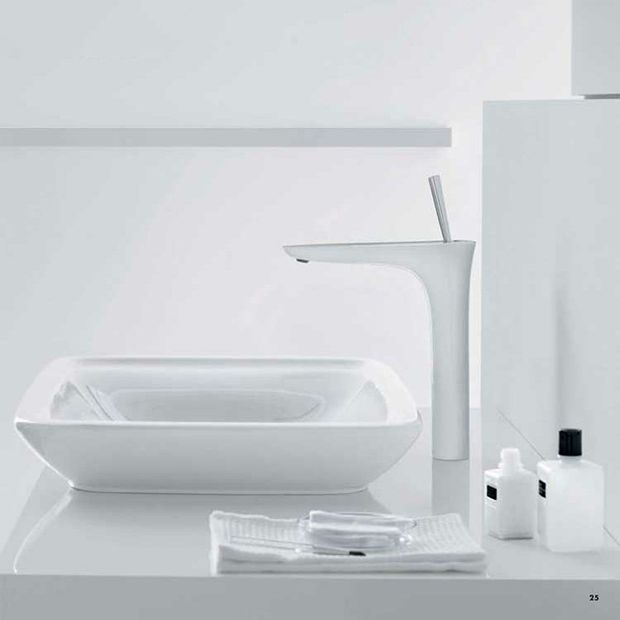 Floor Mounted Freestanding Tub Filler Single Handle Freestanding Faucet with Hose