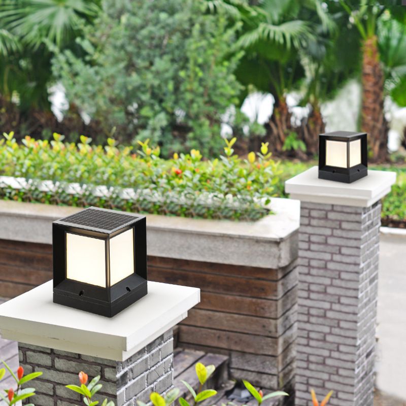 Nordic Style Aluminum Outdoor Light Rectangle Shape Solar Energy Pillar Lamp for Outdoor