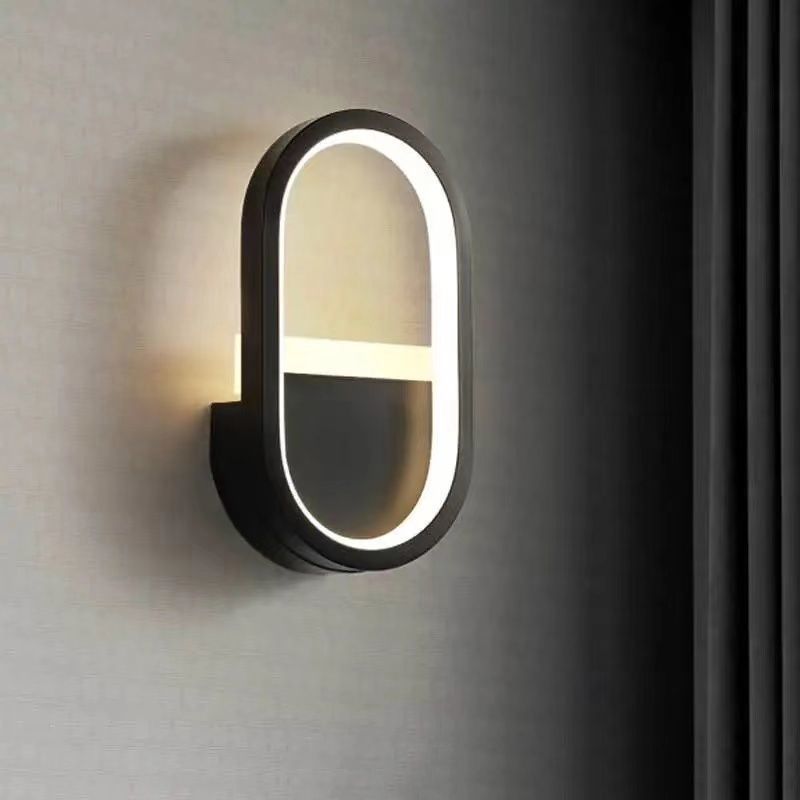 Oval Shape Wall Lamp Modern Style Metal 1 Lights Wall Light in White/Black