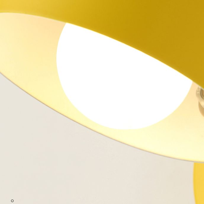 Luz de pared de domo de estilo macarrón 1 lámpara de pared de hierro ligera para dormitorio infantil