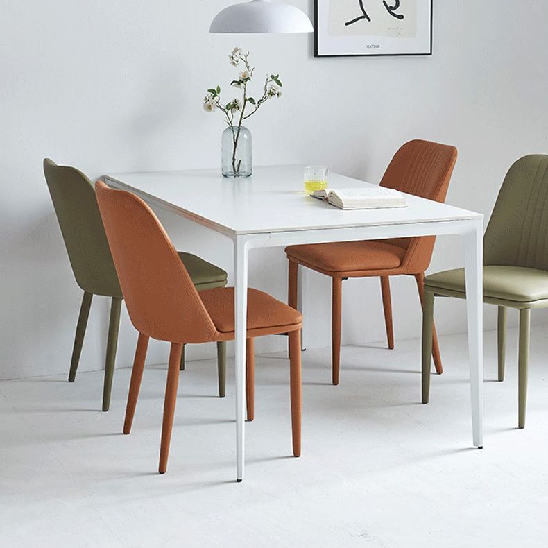 Silla lateral casera industrial Silla de comedor tapizada de metal con respaldo sólido