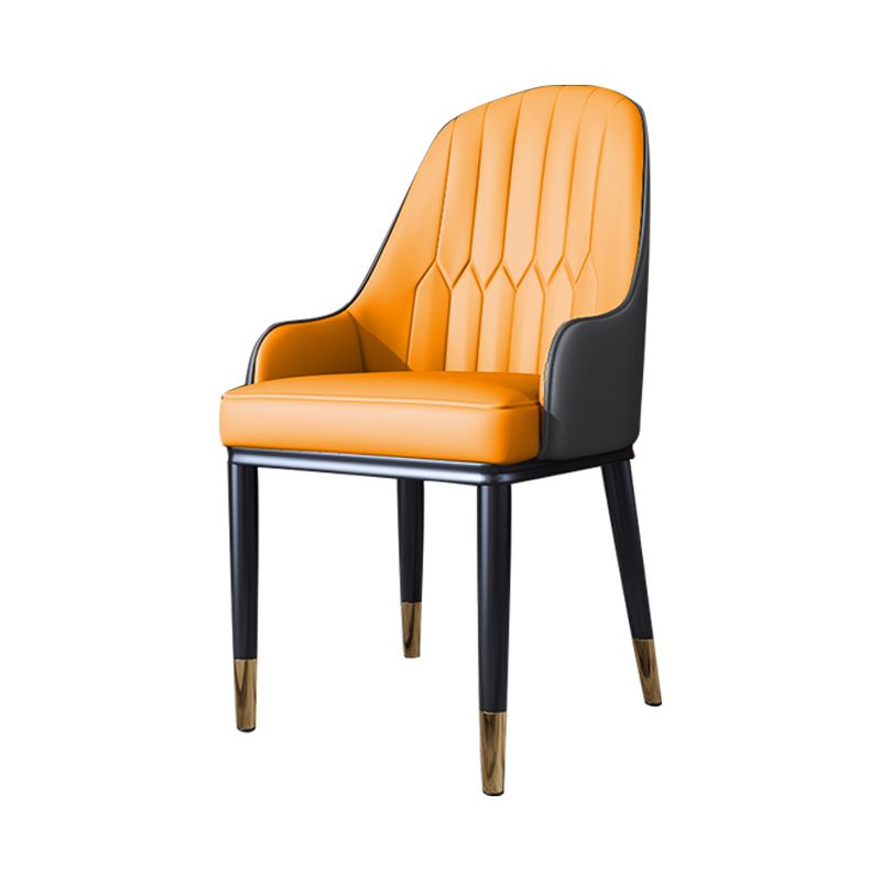 Silla auxiliar de comedor de estilo escandinavo de metal, silla con respaldo sólido acolchado para comedor con brazo