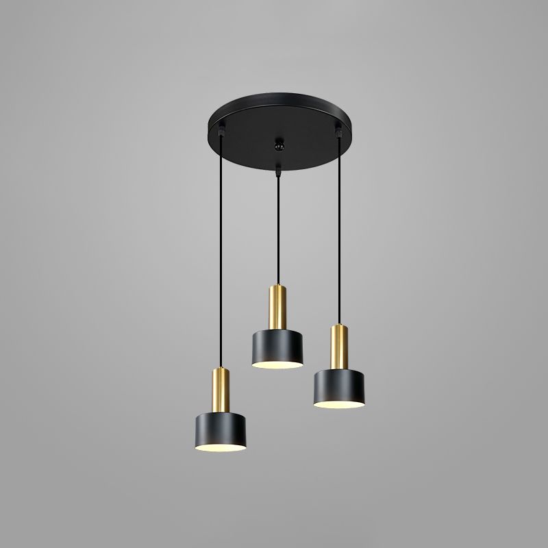 Lámpara de metal de electroplacas de luz colgante cilíndrico creativo moderno en negro y dorado