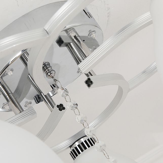 Silbermetall Semi Flush Lampe Moderne mehrköpfige Deckenbeleuchtung mit Glockenglasschatten