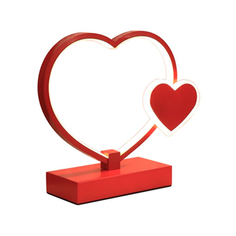 Romantic Heart Shaped Table Lamp Modern Metal Bedroom LED Night Light