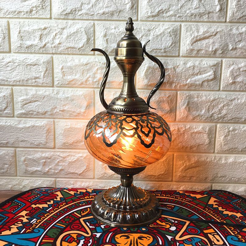 Tablette en laiton en verre ambre Téage d'éclairage / ovale 1 ampoule Bohemia Nightand Light pour chambre, 14 "/ 16"