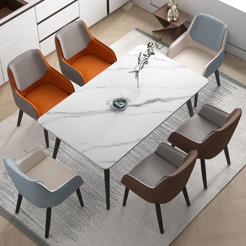 Sillones de comedor de cuero Sillas tapizadas con brazos con respaldo macizo y patas negras