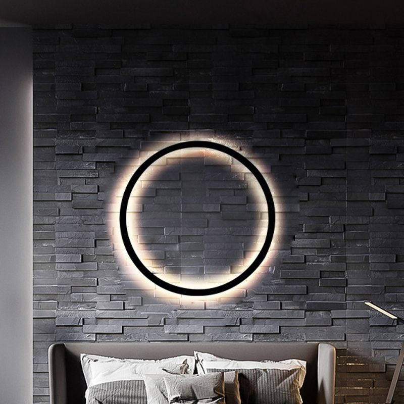 Circular Wall Light Fixture Modern Metal 1 Light Wall Sconce in Black