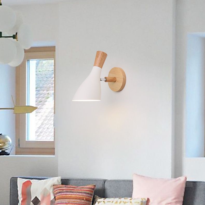 Lámpara de pared de pared de macarrón creativo moderno Luz de pared geométrica de madera con sombra de hierro forjado