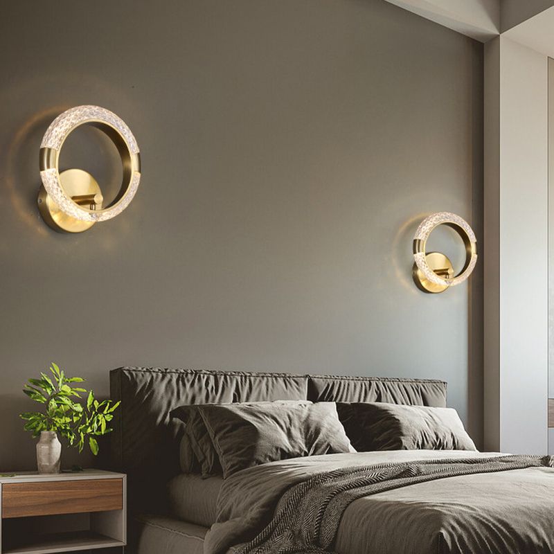 Modern Unique Shape Wall Mount Light Fixture Sconce Lamp in Gold