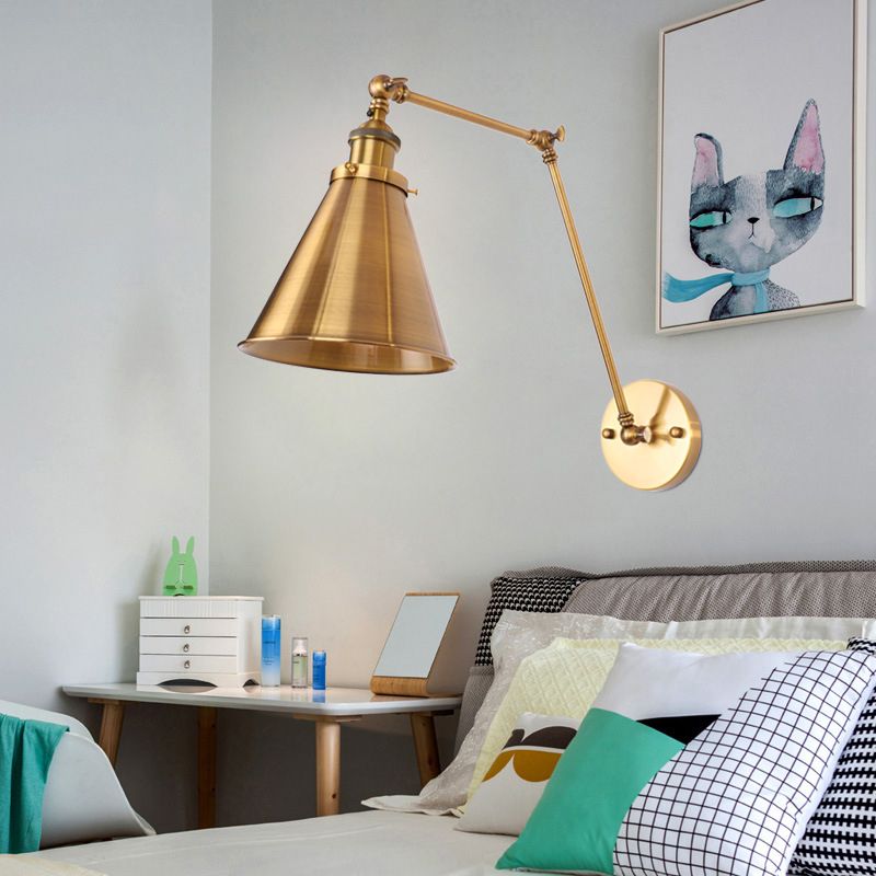 Vintage Industrial Cone Leuchte Leuchte Metall 1-Licht Wandleuchte in Messing und Weiß